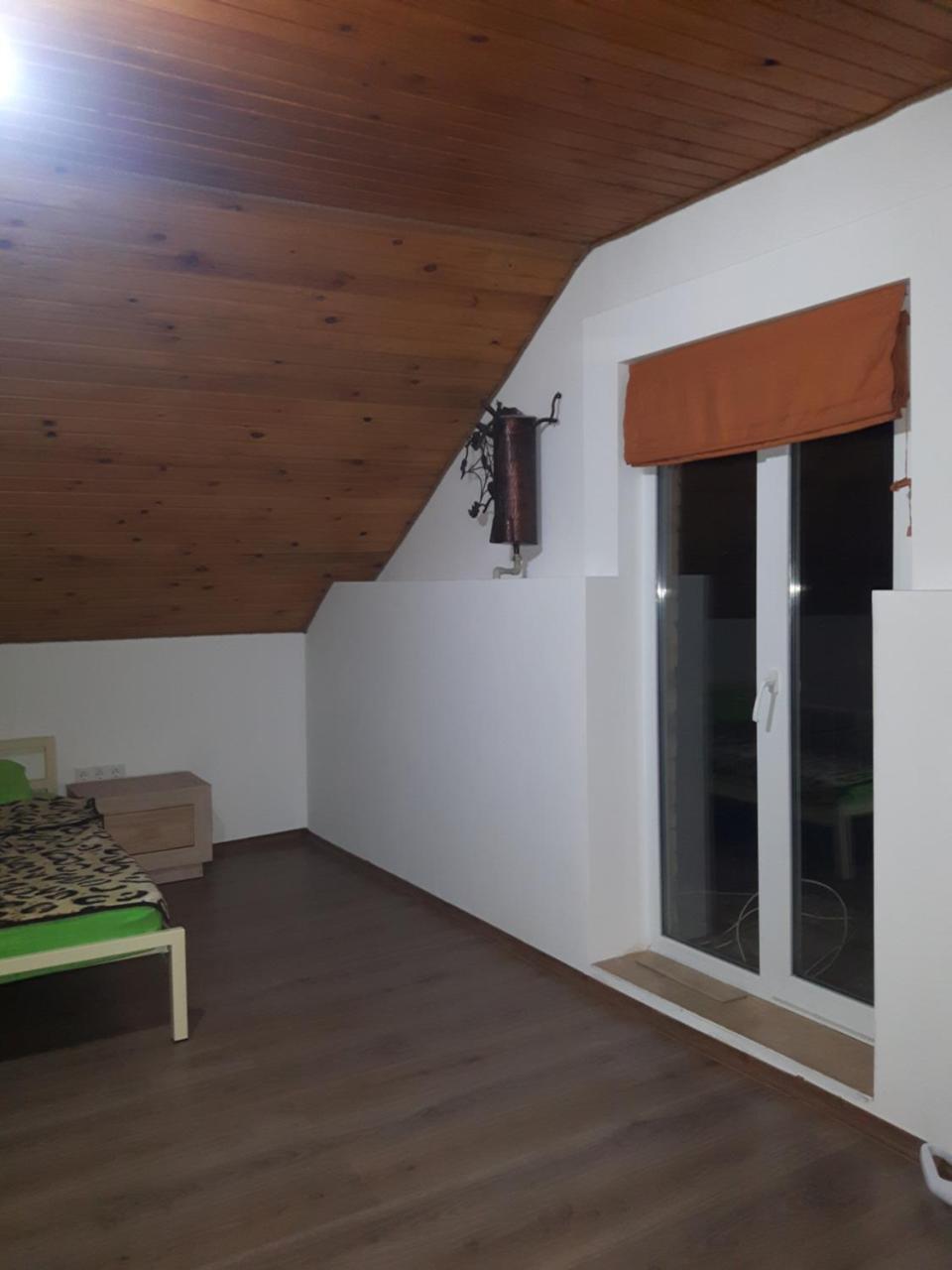 Киевская 43 Apartment Khorol Ngoại thất bức ảnh